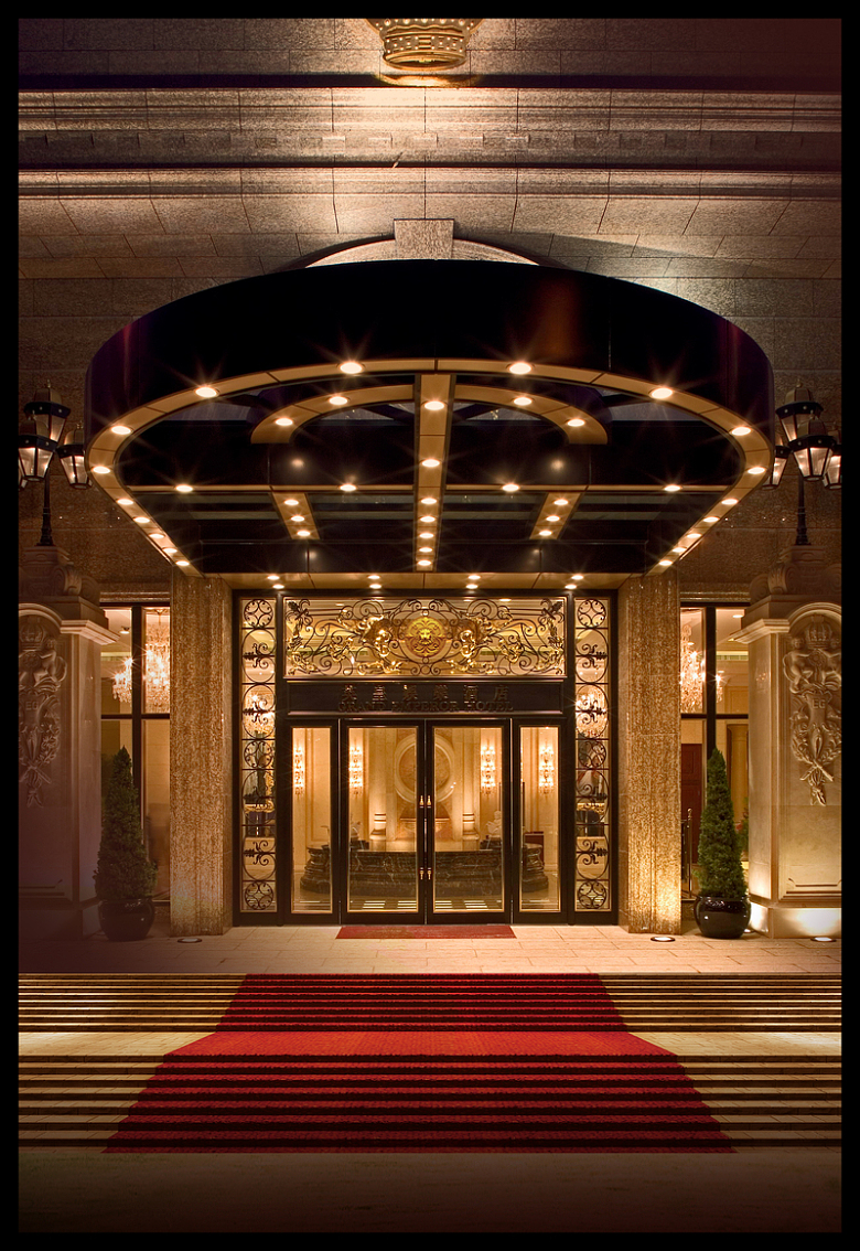 大气酒店门口红毯金色背景素材