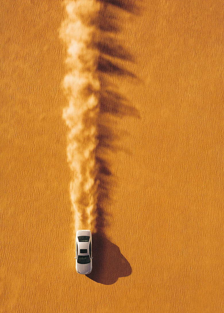 创意汽车沙漠海报背景