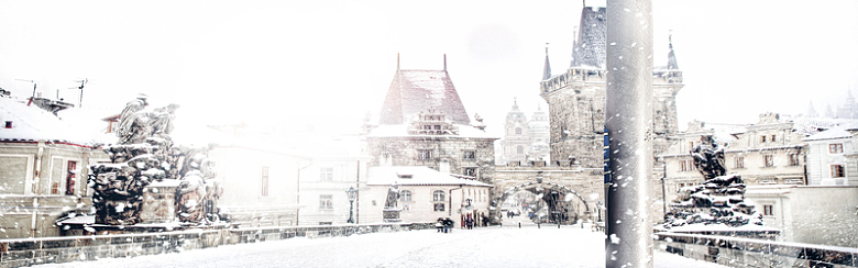城堡雪景背景
