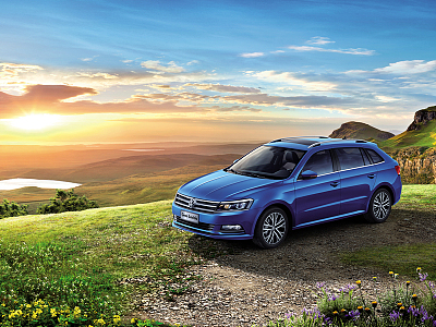 汽车大自然清新背景素材