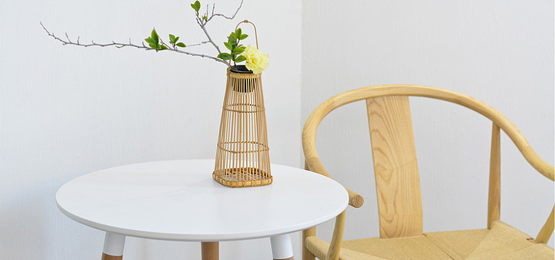 木椅桌子竹篮竹编花器