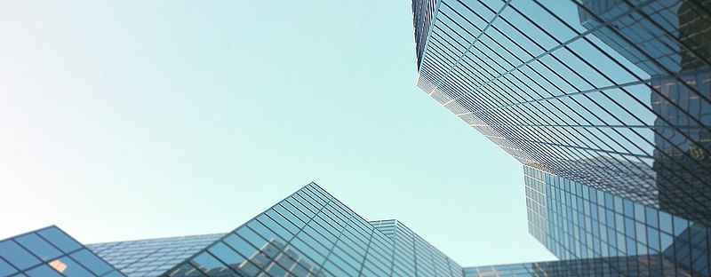 城市建筑仰望天空背景图