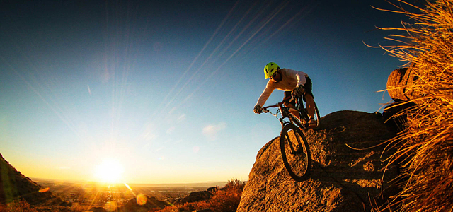 骑行极限运动(1920x900)png欧式唯美地产背景(1920x680)psdpng浪漫