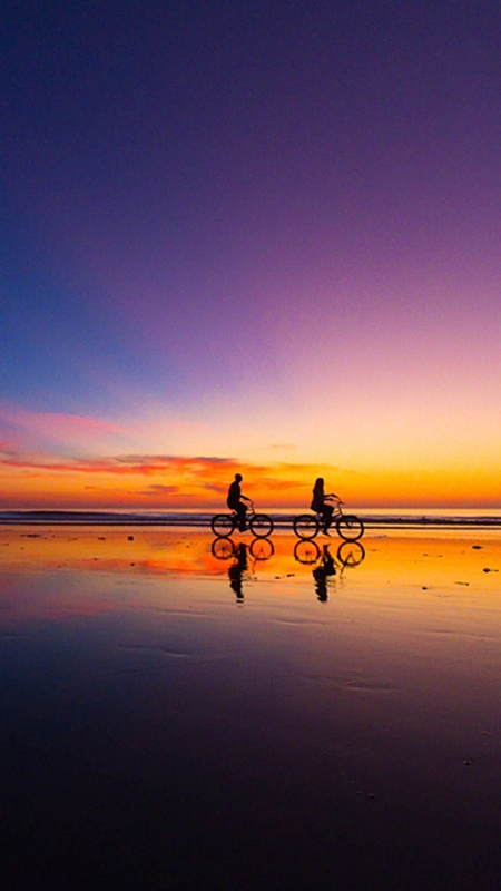 唯美梦幻海边自行车h5背景