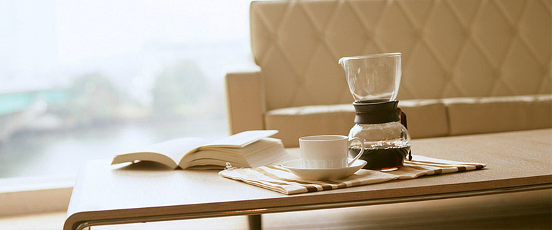 桌子家居唯美浪漫简约背景