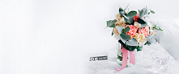 鲜花促销简约白色banner