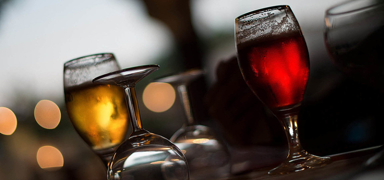 红酒香槟玻璃杯