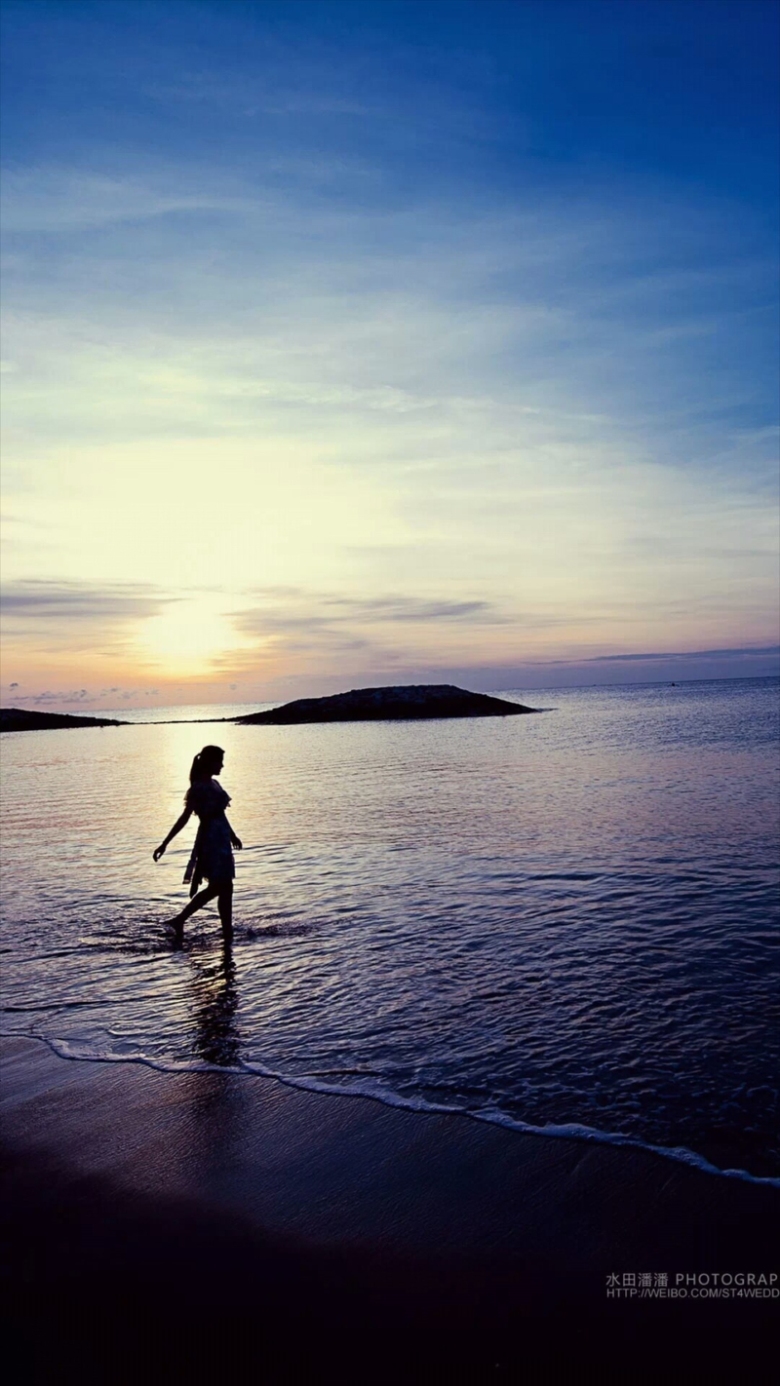 关键词 : 海,天空,剪影,风景,彩色,海滩,女人,h5,h5,摄影[声明] 觅