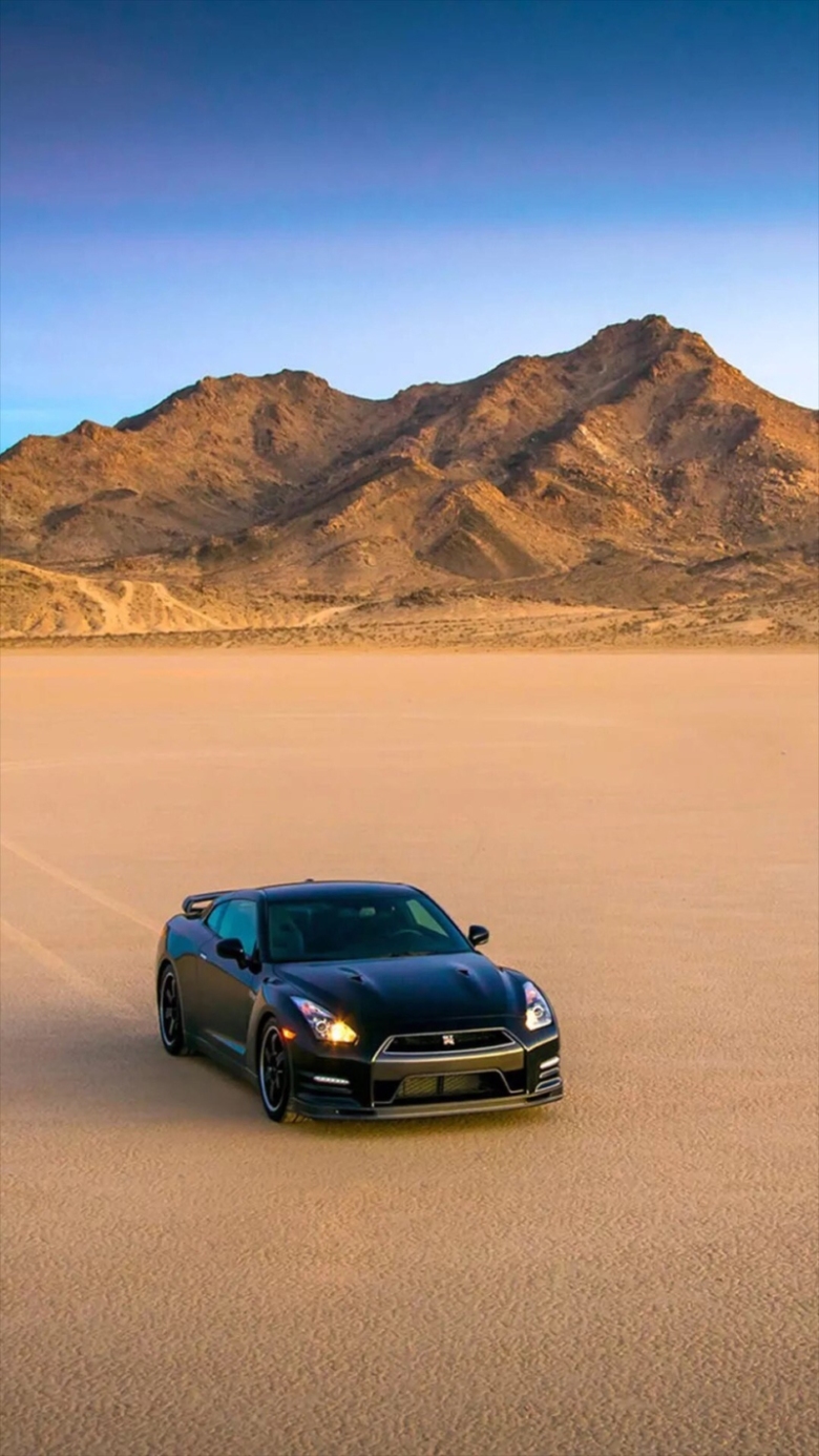 天空户外酷车摄影h5背景