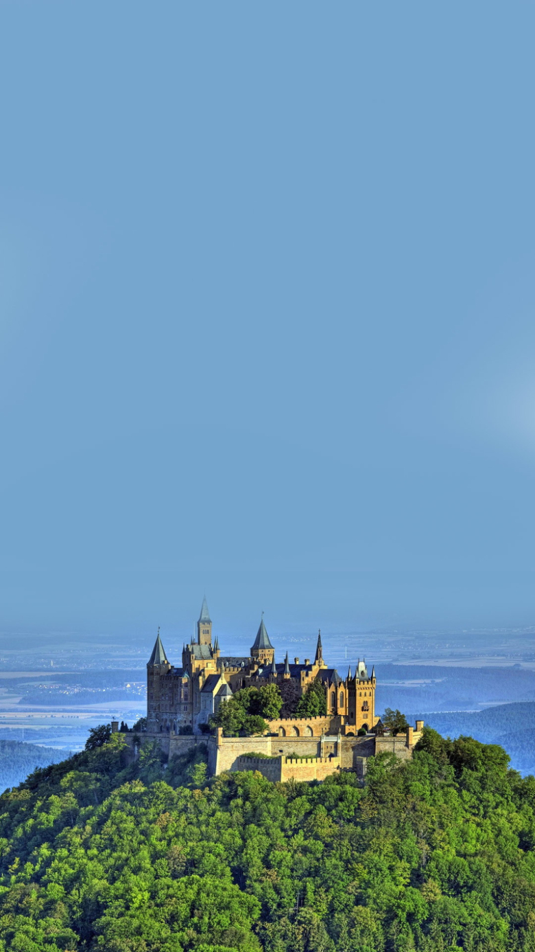 国外古堡建筑h5背景