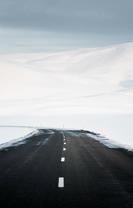 简约战略方向背景