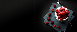 零食简约黑色海报背景banner