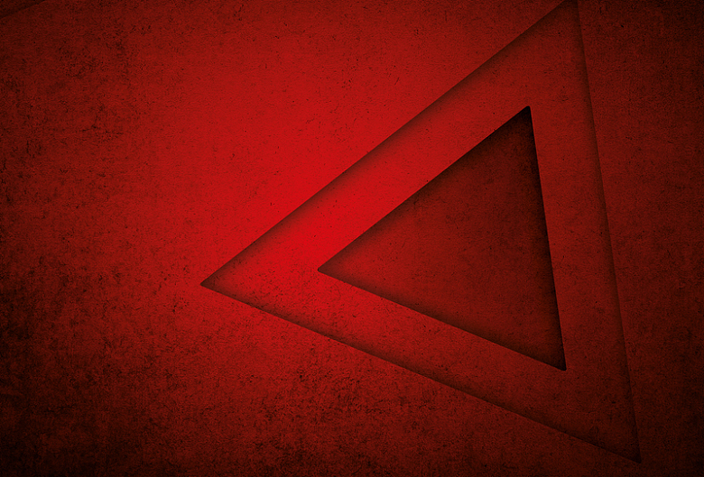 红色三角立体质感深色背景