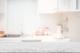 模糊的厨房场景图