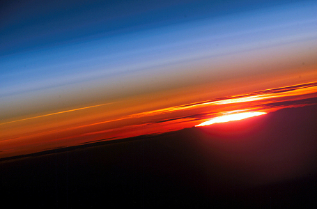 6666666667x5251)png朝霞海边海景背景(1920x850)png太阳能环保海报