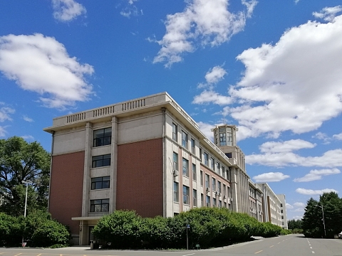 学校的行政楼
