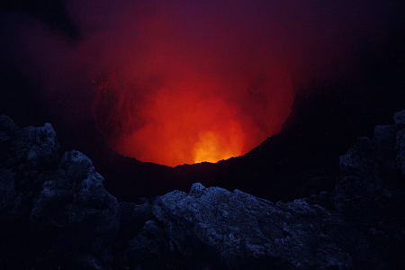 火山火光烟雾摄影