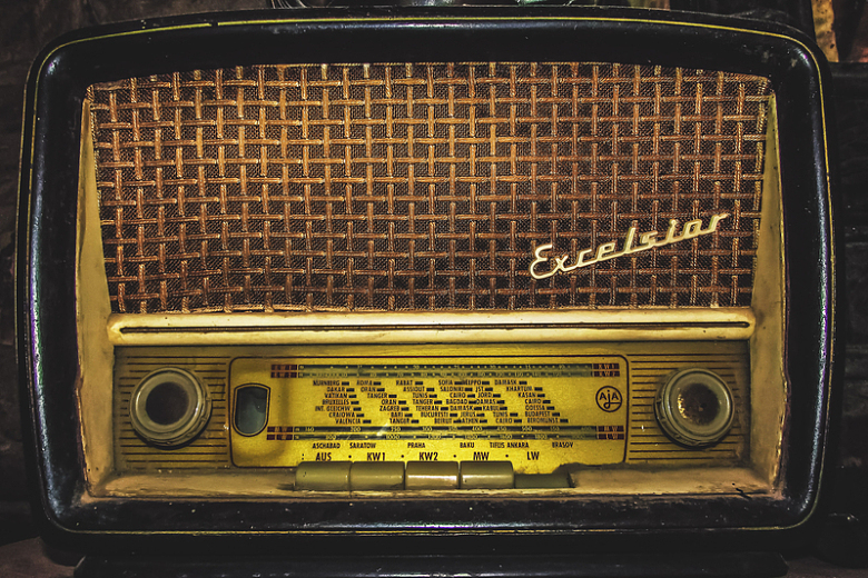 老式收音机复古摄影