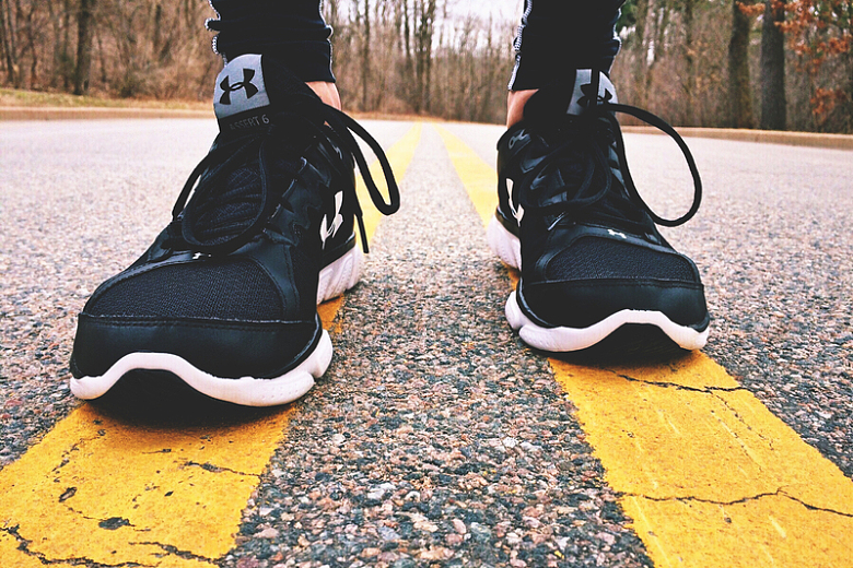 公路跑步脚运动
