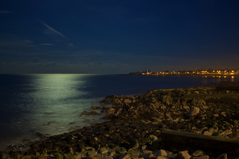 夜空海景灯海边