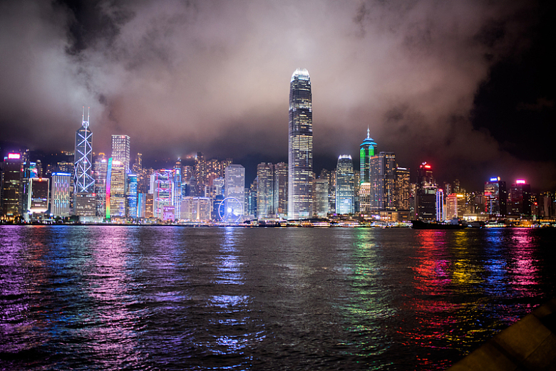 香港夜景水面灯光
