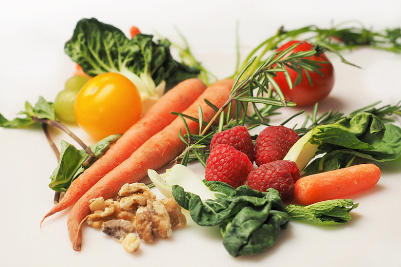 胡萝卜草莓蔬菜饮食健康