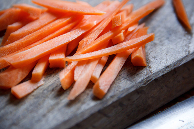 切碎胡萝卜蔬菜食物