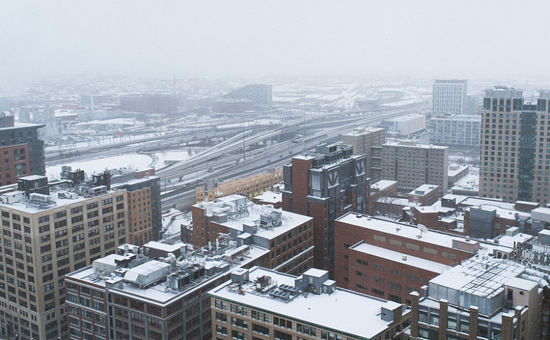 空中城市积雪冬天
