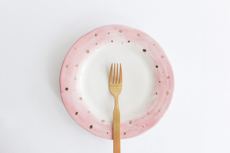 复古金色粉红色盘子餐具