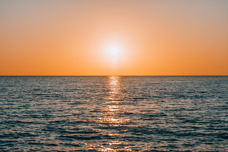美丽海边日落夕阳