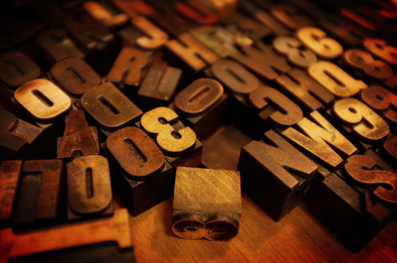 字母数字艺术设计木材