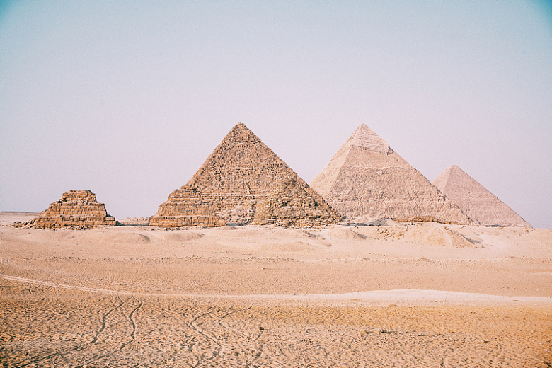 埃及金字塔沙漠景观历史