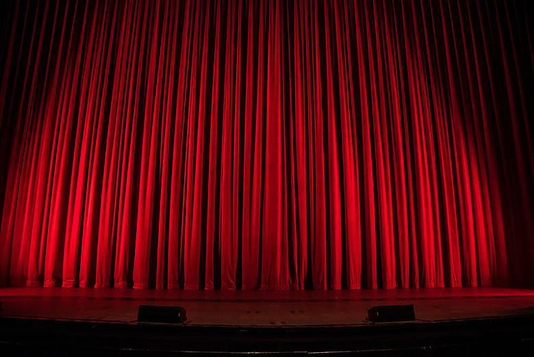 幕布戏剧红色舞台窗帘剧院