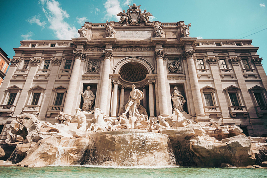 罗马喷泉雕像建筑