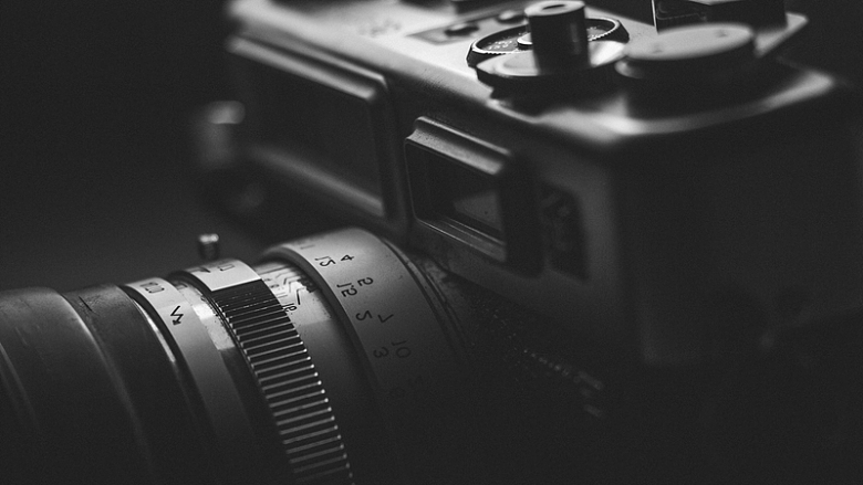 黑白复古单色摄影相机镜头