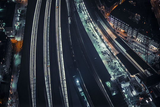 城市景观交通道路黑夜
