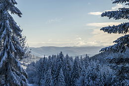 自然景观山坡山顶雪峰