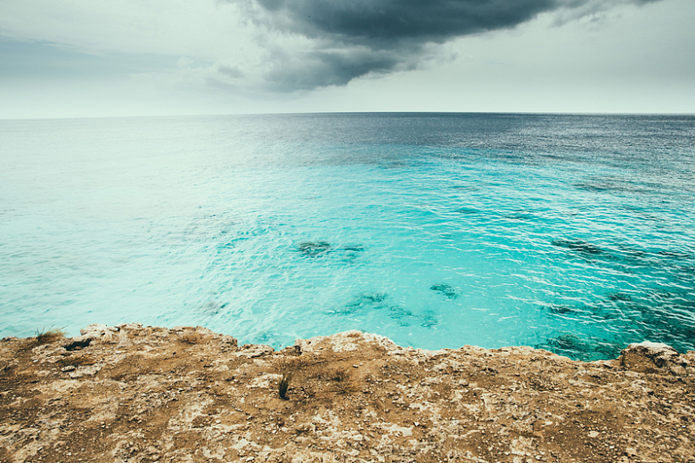 海洋蓝色海浪自然岩石
