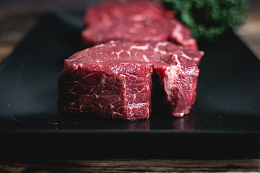 生牛排食物鲜肉摄影