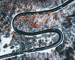 黑色公路