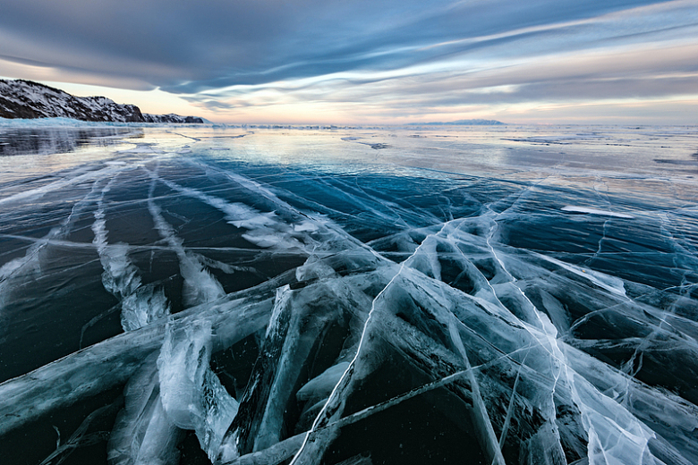 冰面寒冷裂纹自然摄影