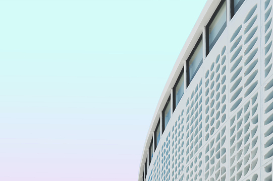 白色混凝土建筑