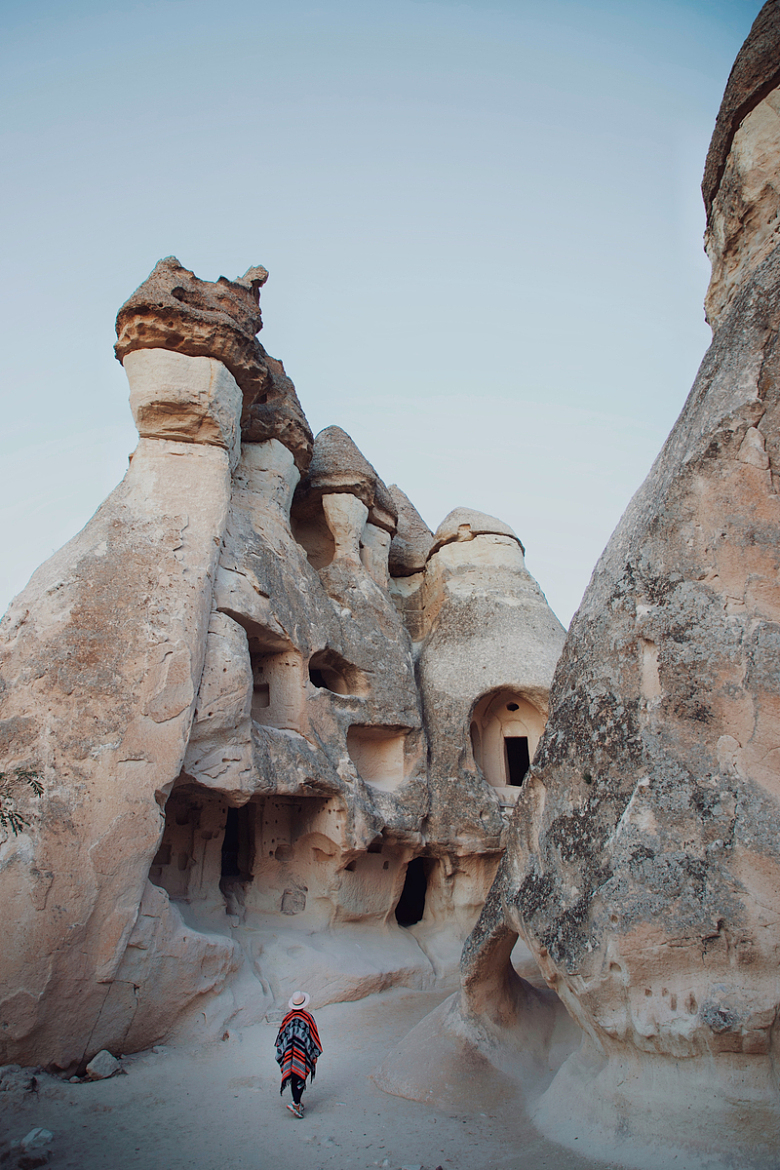 洞穴建筑石头雕刻旅游探险
