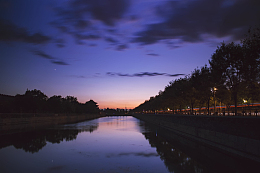北京护城河夜景