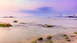 紫色黄昏海岸