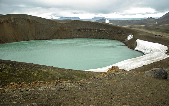 冰岛火山口湖