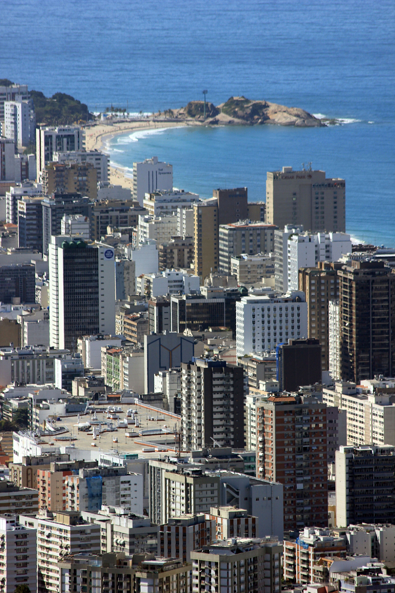 里约热内卢海边城市建筑