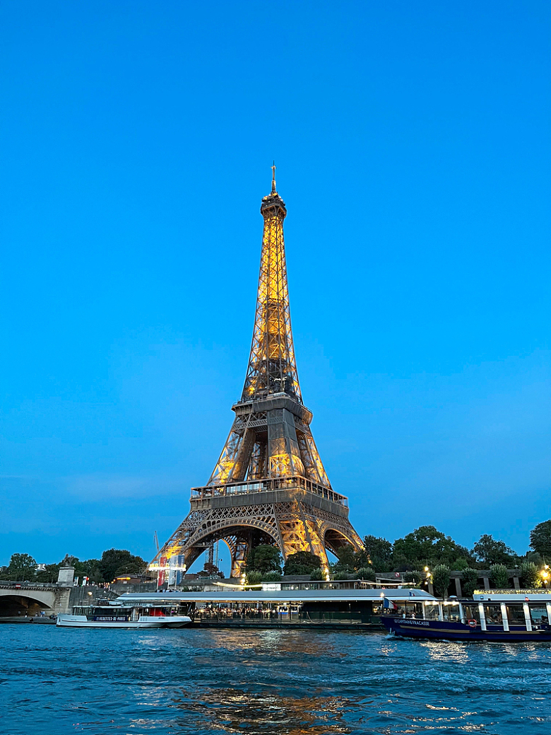 欧洲巴黎埃菲尔铁塔