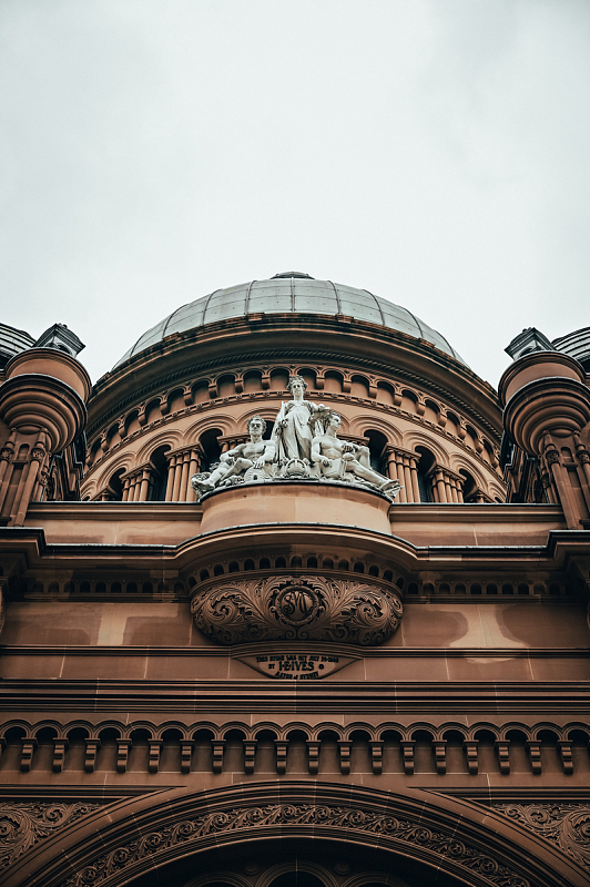 欧式圆顶建筑外观