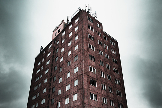 高楼仰视建筑